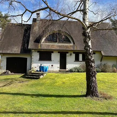 Semesterbostad Lovely 1 Hour From Paris, 30 Minutes From Giverny Merey